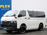 新車ハイエースバン「DX」ディーゼル4WD！キャンピングカーWoodVilageの入庫です♪普段使いも出来て駐車場所も選びません！初期コストも抑えられるのもハイエースのキャンピングカーの魅力です！