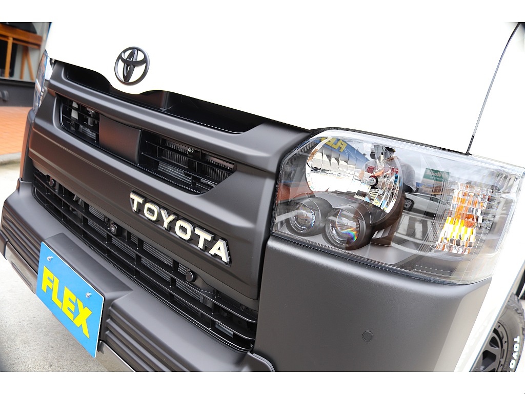 FLEXオリジナル　ReClassicフロントグリル！　人気のTOYOTAエンブレム☆彡