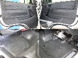 ドアの内側部分にも収納スペースがあります！