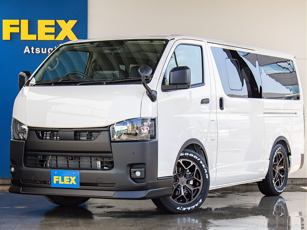 新車　ハイエースバン　DX　2.8L　ディーゼル2WD　ブラックエディション！