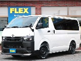 【新車】全国販売可能！ハイエースバンDXディーゼル2WD！床張りフローリングフロア！BIG-X11インチナビ！全席黒革調シートカバー！