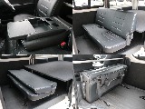 セカンドシートは可倒式で長物の積載や大型の荷物の積載も可能です☆