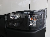 ヘッドランプはLEDなので夜間の走行時も安心です♪