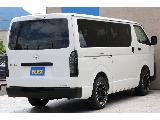 トヨタ ハイエースバン(3枚目)