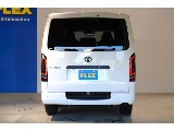 駐車時時のパーキングサポートブレーキを完備！