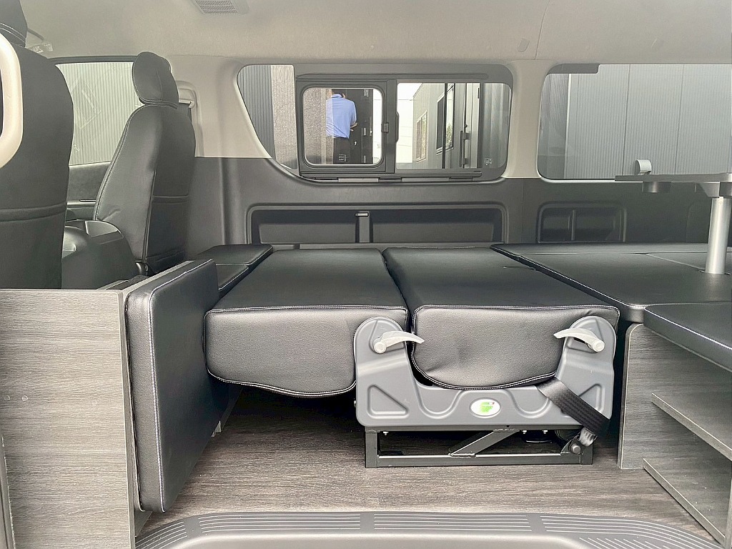 トヨタ ハイエース(28枚目)