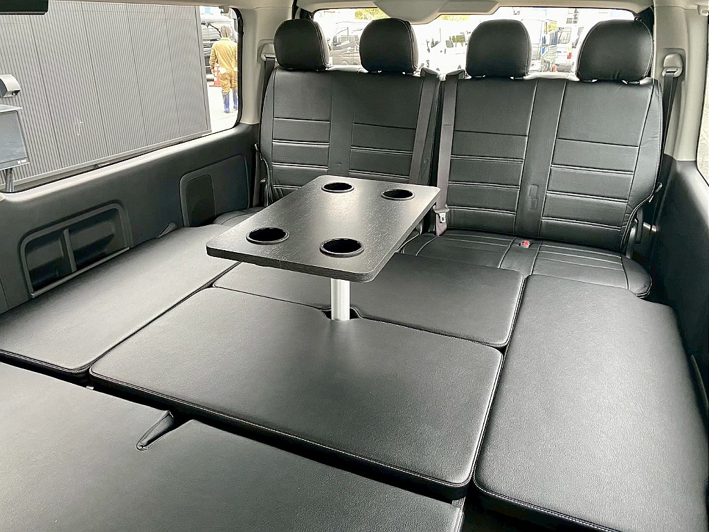 トヨタ ハイエース(33枚目)