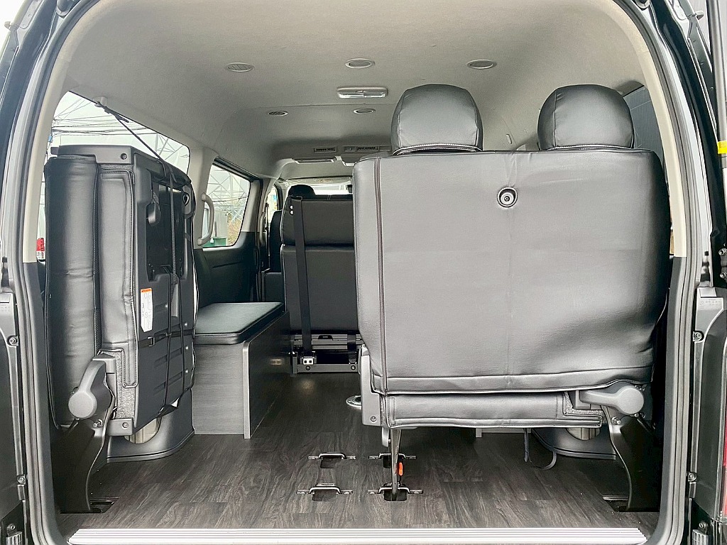 トヨタ ハイエース(38枚目)