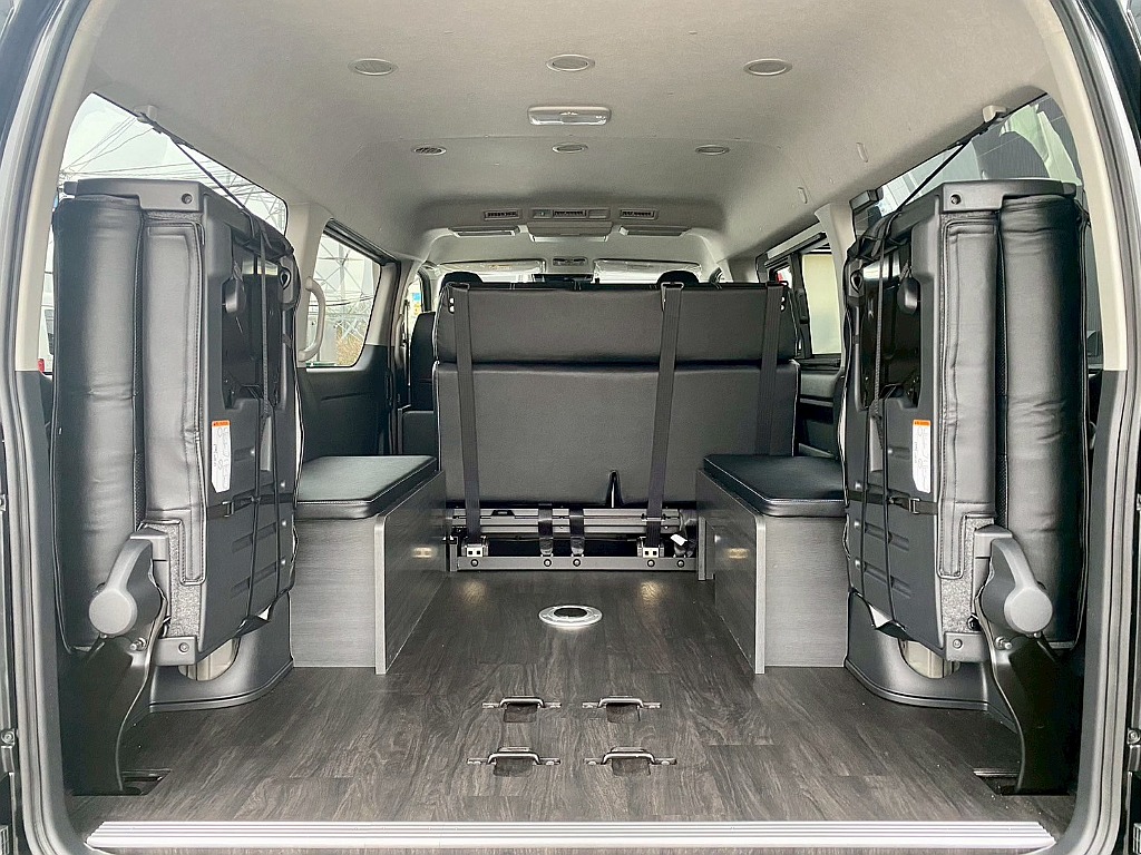 トヨタ ハイエース(39枚目)