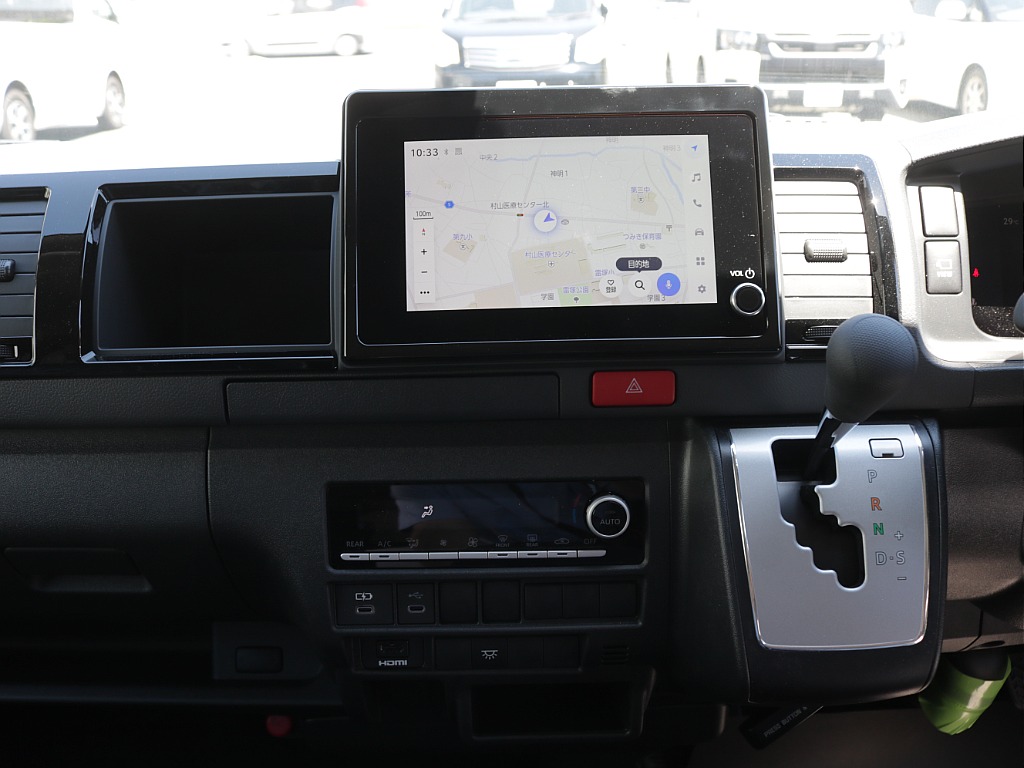 新車ワゴンＧＬファミリーに好評のファミリアシートアレンジ施工車両入庫！オリジナルフロントバンパーオリジナルオーバーフェンダーオリジナルＬＥＤテールオリジナル１６インチアルミグラントレック１６インチ装備