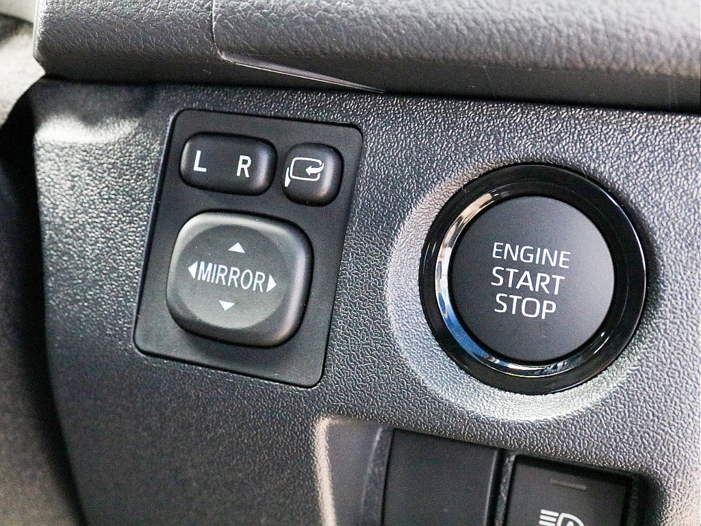トヨタ&nbsp;ハイエース&nbsp;ワゴン2.7GLロング ミドルルーフ&nbsp;内装アレンジ Familiar&nbsp;千葉県の詳細画像&nbsp;その17