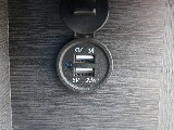 USBポート付き！！