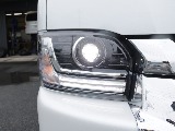 新車ワゴンＧＬ２７００ガソリン４ＷＤファミリーに好評のＶｅｒ１シートアレンジ施工済み！８インチディスプレイ純正フリップダウンモニター装備！