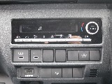 新車ワゴンＧＬ２７００ガソリン４ＷＤファミリーに好評のＶｅｒ１シートアレンジ施工済み！８インチディスプレイ純正フリップダウンモニター装備！