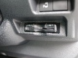 新車ワゴンＧＬ２７００ガソリン４ＷＤファミリーに好評のＶｅｒ１シートアレンジ施工済み！８インチディスプレイ純正フリップダウンモニター装備！