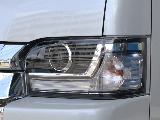 新型！ヘッドライト！