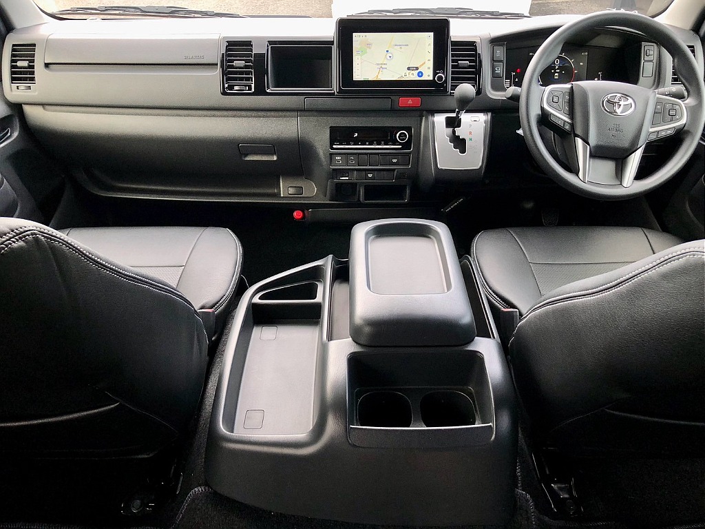 使い勝手の良い内装架装を施した新車ワゴンＧＬが入庫いたしました♪