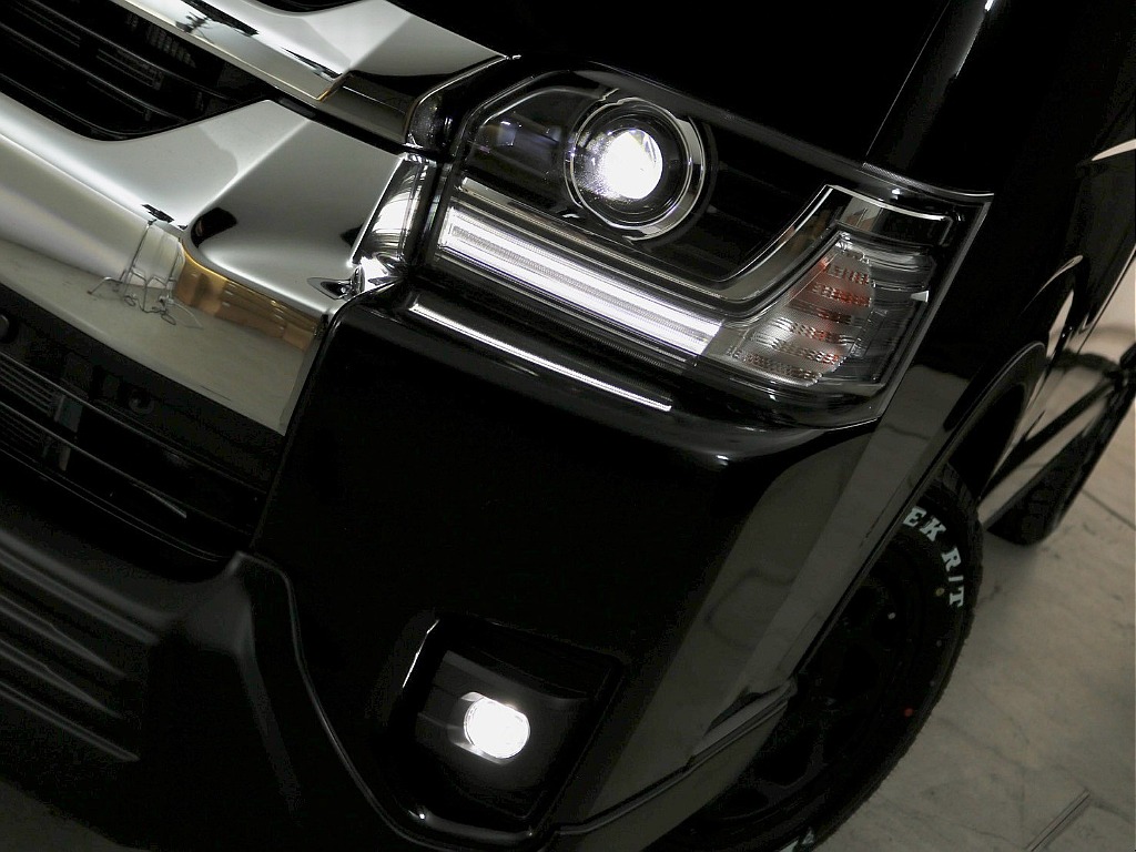 メーカーオプション　Ｂｉ－Ｂｅａｍ　ＬＥＤヘッドランプ！