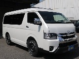 新車ワゴンＧＬ２７００ガソリン４ＷＤファミリーに好評のファミリアシートアレンジ施工済み！８インチディスプレイ純正フリップダウンモニター装備！