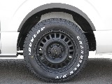 新車ワゴンＧＬ２７００ガソリン４ＷＤファミリーに好評のファミリアシートアレンジ施工済み！８インチディスプレイ純正フリップダウンモニター装備！