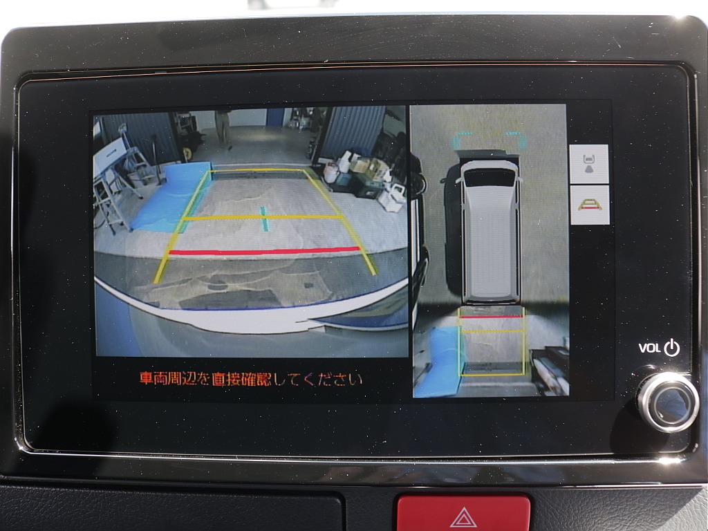 新車ワゴンＧＬ２７００ガソリン４ＷＤファミリーに好評のファミリアシートアレンジ施工済み！８インチディスプレイ純正フリップダウンモニター装備！