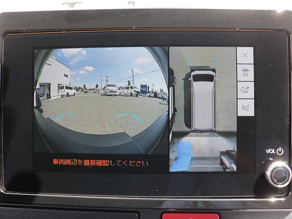 新車ワゴンＧＬ２７００ガソリン４ＷＤファミリーに好評のファミリアシートアレンジ施工済み！８インチディスプレイ純正フリップダウンモニター装備！