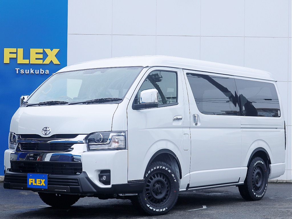 現行9型ハイエースワゴン4WD！！