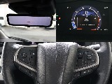 メーカーオプションのデジタルインナーミラーを装備しております！