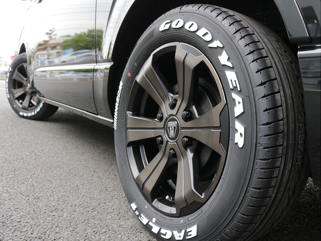 新型ダークプライムⅡ２０００ガソリン２WDオリジナルＶｅｒ４ベットＫＩＴ装着車両入庫！オリジナルフロントスポイラーオリジナル１７インチアルミオリジナルオーバーフェンダーオリジナルＬＥＤテールライト装備