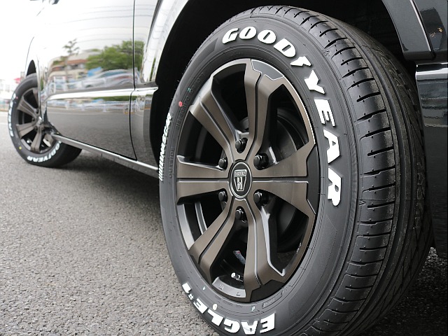 バルベロアーバングランデ１７インチアルミ装着済み！！