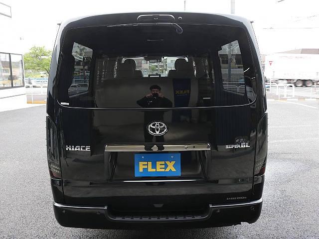 シンプルなリアビューになります！！