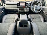 普段使いにも車中泊にも便利な一台が入庫いたしました♪