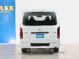 常時７０台以上のハイエース在庫数、フレックス株式会社ハイエース千葉北店！