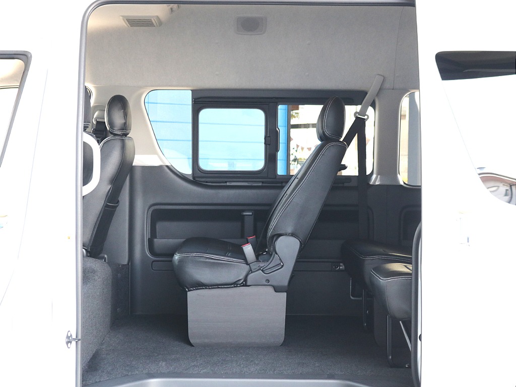 ウェルカムスペース広々！乗り降り楽々！