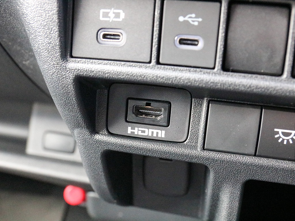 HDMIポート付き！！