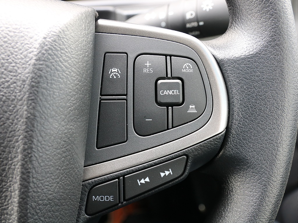 レーダークルーズコントロール付き！！