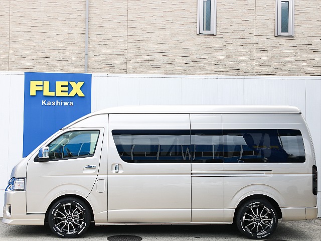 メーカーオプション パワースライドドア完備！！