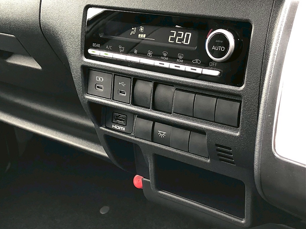 トヨタ ハイエース(21枚目)