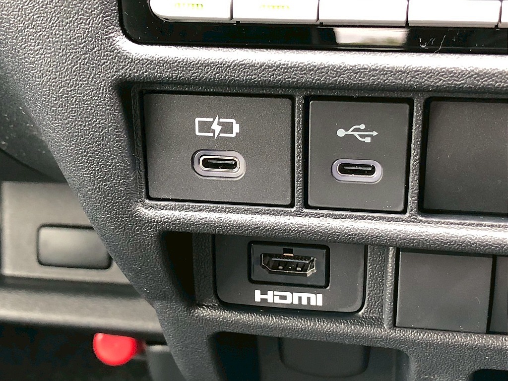 トヨタ ハイエース(22枚目)