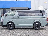 両側小窓を装備しております！