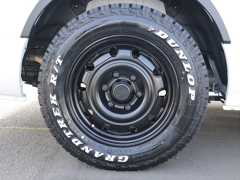 パウ16インチ　AW＆　ダンロップグラントレックタイヤ装着済み！！