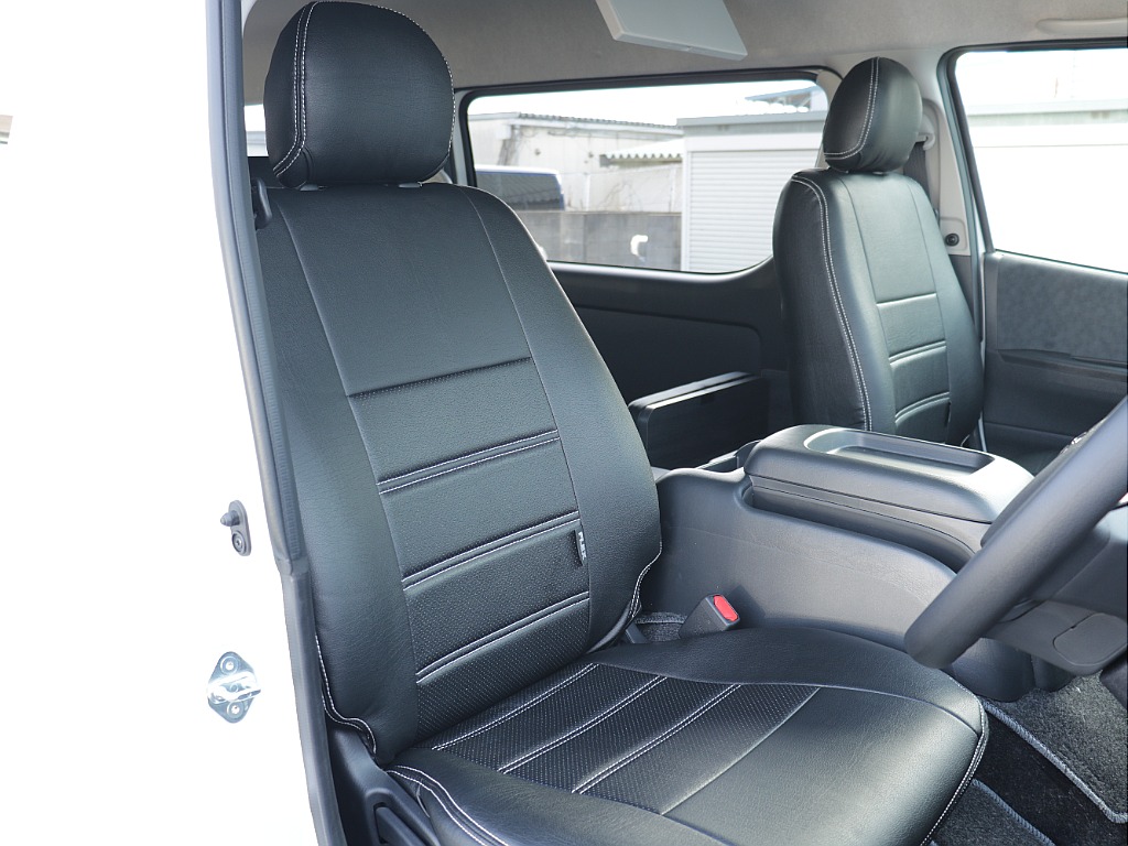 新品オリジナルシートカバーも装備済みでございますので、シートのへたり等抑制されますよ♪