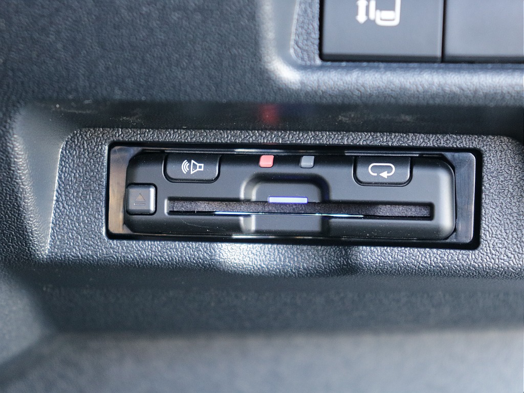 仙台店公式ｌｉｎｅアカウントができました！ＩＤ　＠３２０ｙｔｙａｔ　で検索し追加ご登録お待ちしております♪