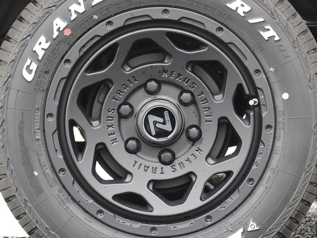 新車ワゴンＧＬ２７００ガソリン2ＷＤキャンピングVariouシートアレンジ施工済み！８インチディスプレイ装備