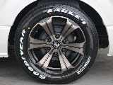 バルベロ・アーバン１７インチにナスカータイヤの組み合わせになっております☆☆