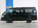 ノーマル車高のお車となります。ローダウン等追加のカスタムもお任せください！