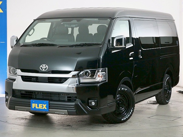 【９型新車】８人乗り８ナンバー登録/ガソリン２ＷＤ/ベッドキット/センターテーブル/床張り施工/シンク/給排水タンク