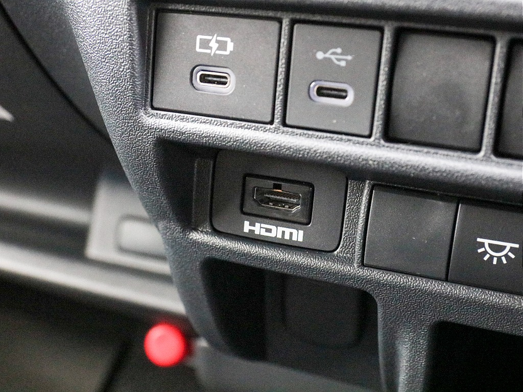 HDMIポート付き！！