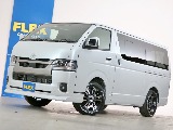 【新車】９型/７人乗り８ナンバー登録/ＶＡＬＤＯＲ/３人掛けセカンドシート/２人掛けサードシート/フルフラットベッド展開/床張り施工