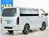 常時７０台以上のハイエース在庫数、フレックス株式会社ハイエース千葉北店！